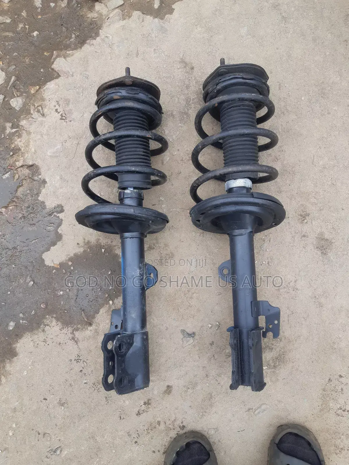 Toyota Highlander 2008 to 2010 Front Shocks