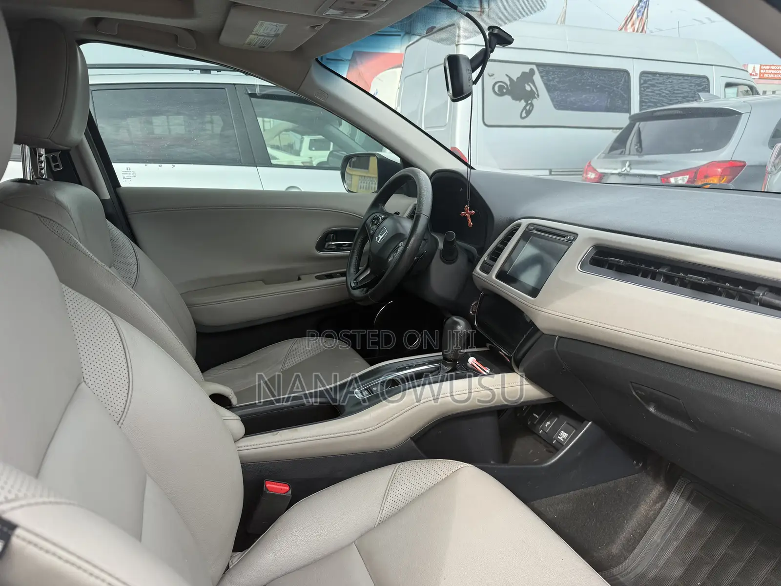 Honda HR-V 4dr SUV (1.5L 4cyl CVT) 2016 White