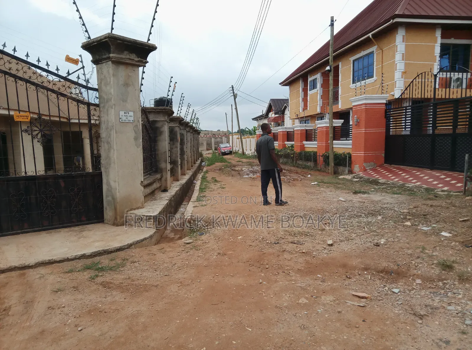 6bdrm House in Brother K Estate, Kumasi Metropolitan for sale