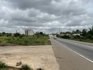 Accra-Kumasi Hwy Roadside Commercial Land for Sale at Ejisu, Kumasi
