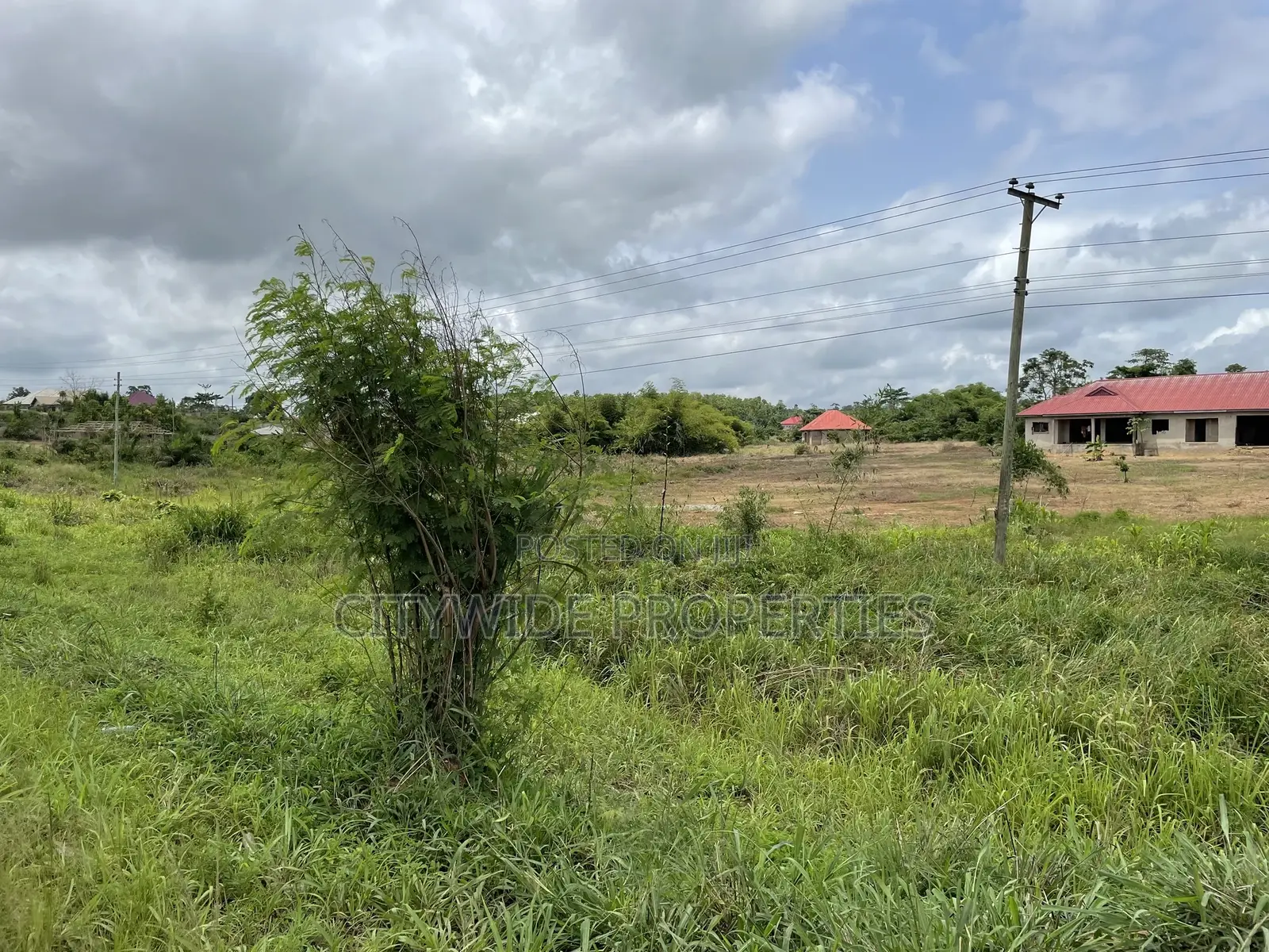 Accra-Kumasi Hwy Roadside Commercial Land for Sale at Ejisu, Kumasi