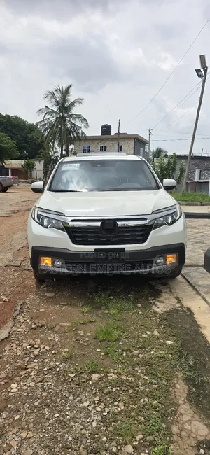 Honda Ridgeline RTL-T AWD Crew Cab 125.2 in. WB 2019 White