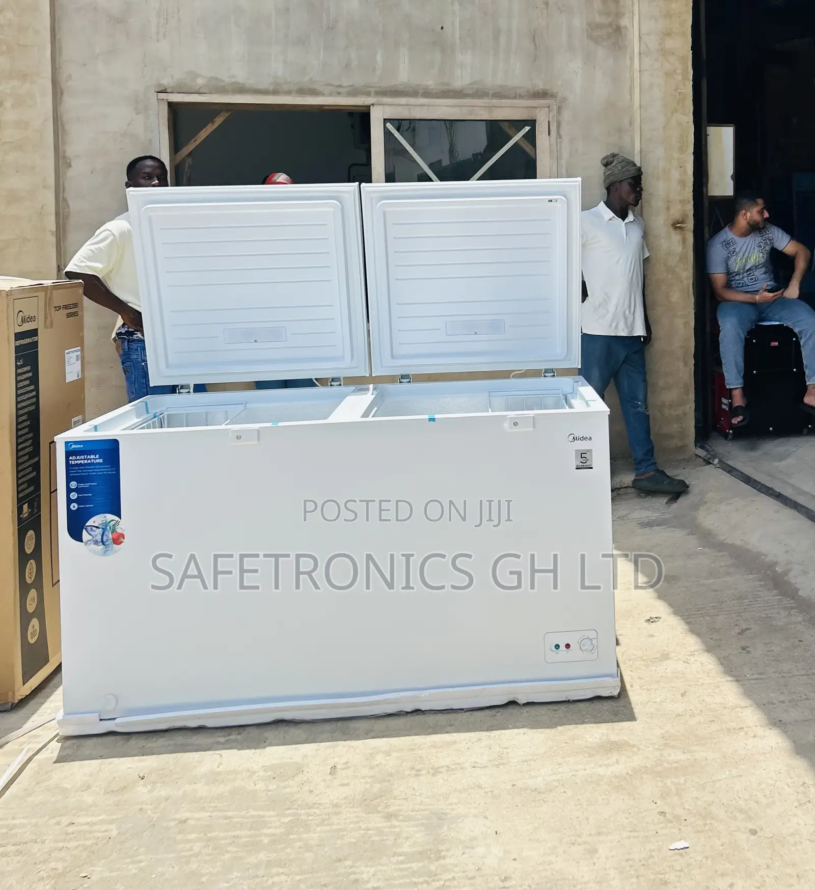 High Efficiency Midea 508 LTR Chest Freezer-Mdrc698fzn01