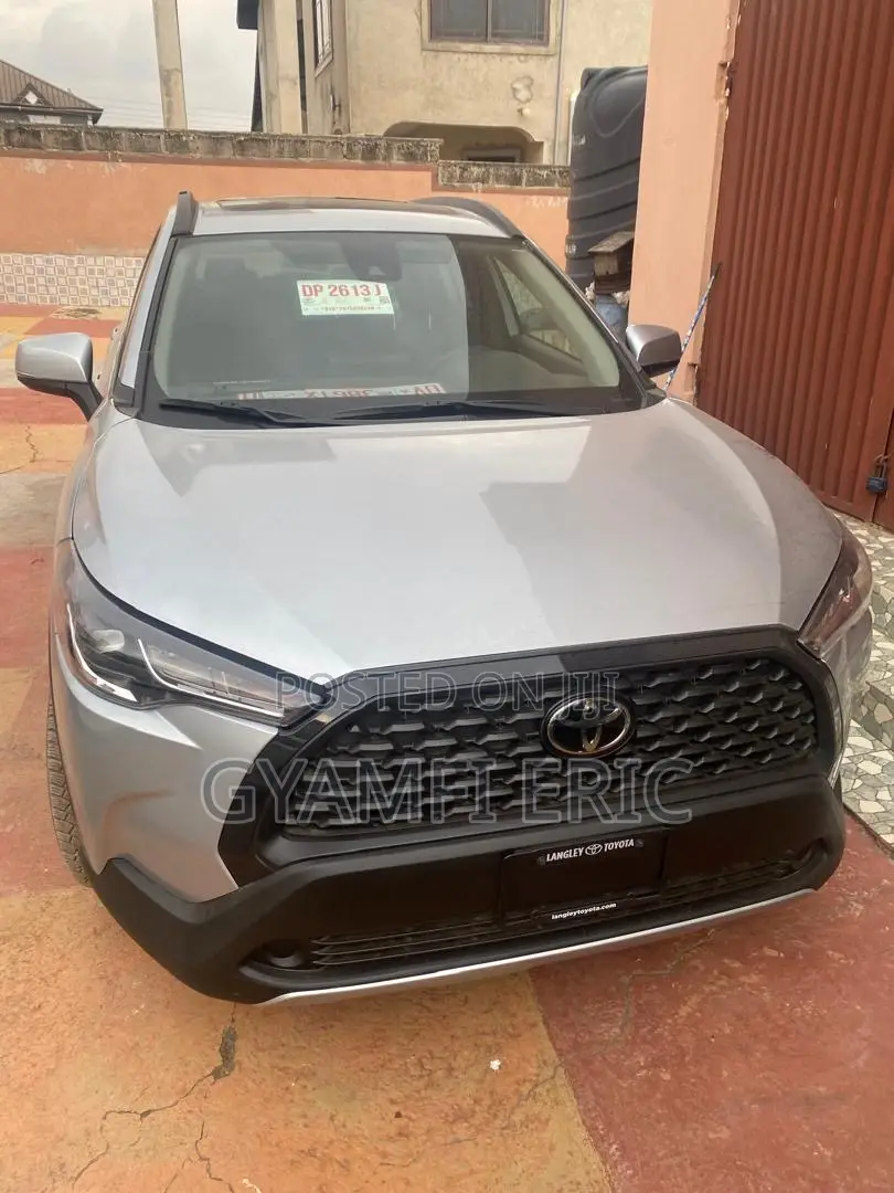 Toyota Corolla Cross 2022 Gray