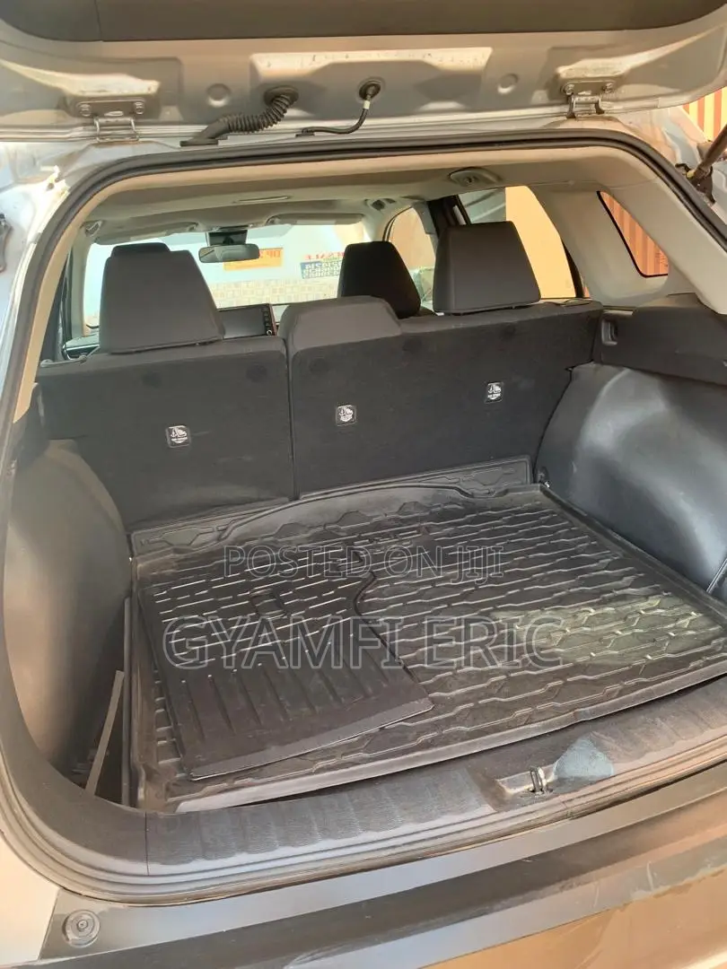 Toyota Corolla Cross 2022 Gray