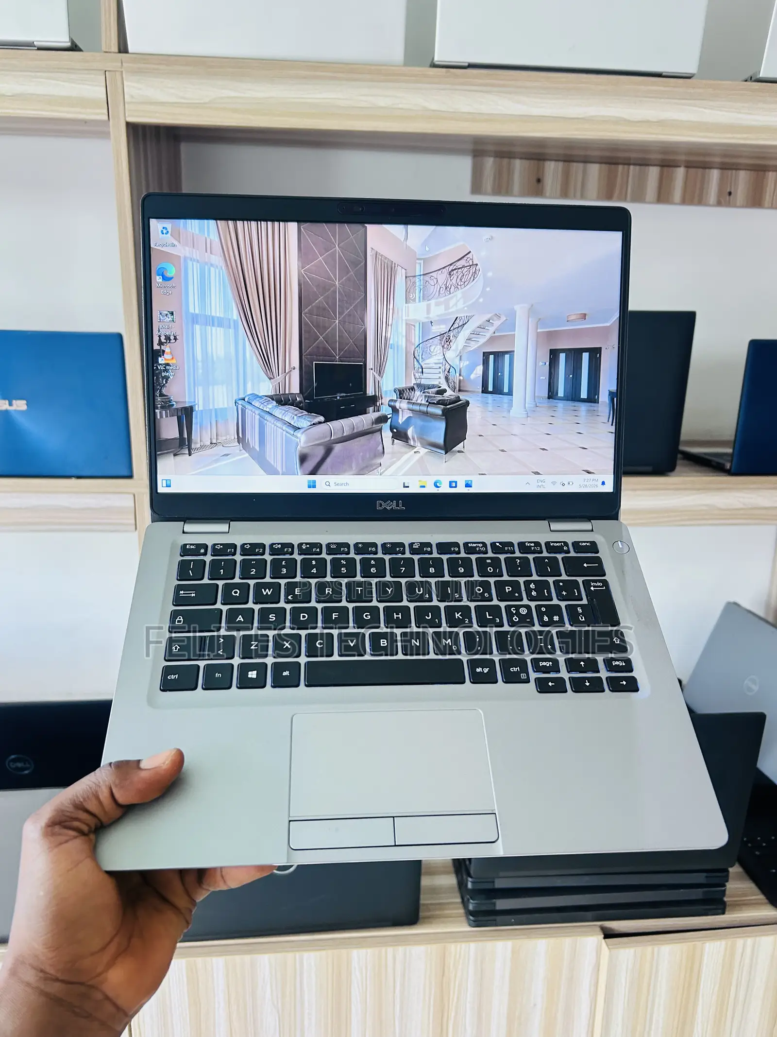 Laptop Dell Latitude 5310 8GB Intel Core i5 SSD 256GB