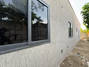Up Raised Dumpiness Graffiato (Selling and Application)