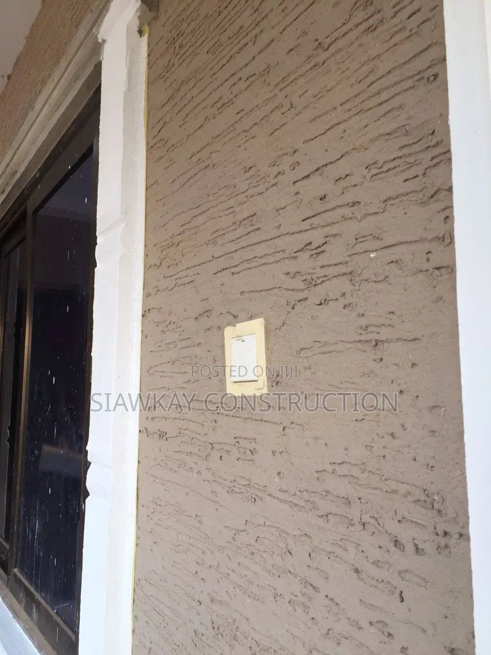 Up Raised Dumpiness Graffiato (Selling and Application)