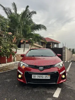 Toyota Corolla 2014 Red