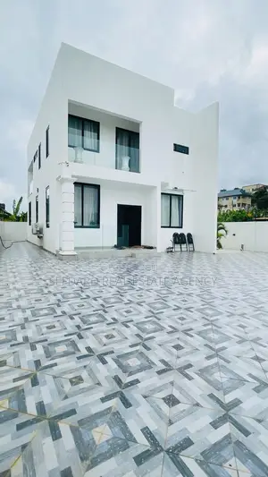 3bdrm Duplex in Sefdard Properties, Pokuase for sale