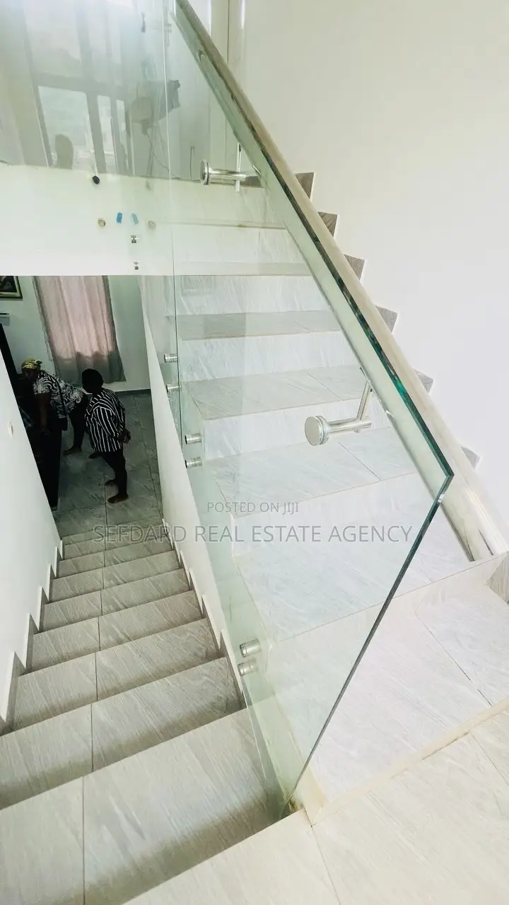 3bdrm Duplex in Sefdard Properties, Pokuase for sale
