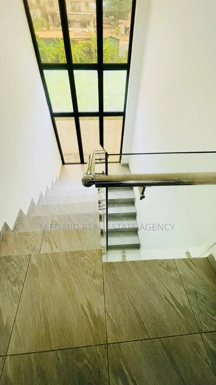 3bdrm Duplex in Sefdard Properties, Pokuase for sale