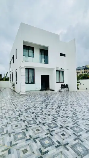 3bdrm Duplex in Sefdard Properties, Pokuase for sale