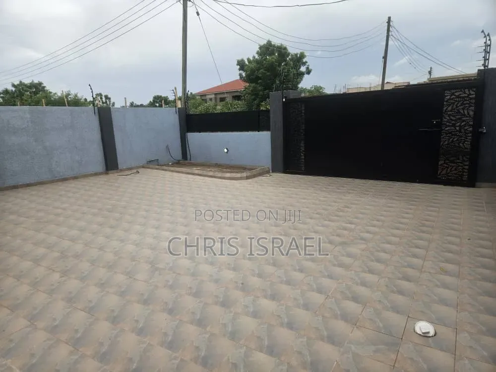3bdrm House in Amrahia Katamaso for sale