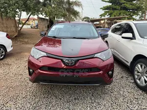 Toyota RAV4 2018 Burgundy