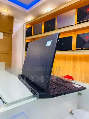 Laptop Dell G15 5511 16GB Intel Core i7 SSD 512GB