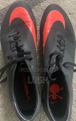 Nike Hypervenom Phantom Football Boots / Soccer Cleats