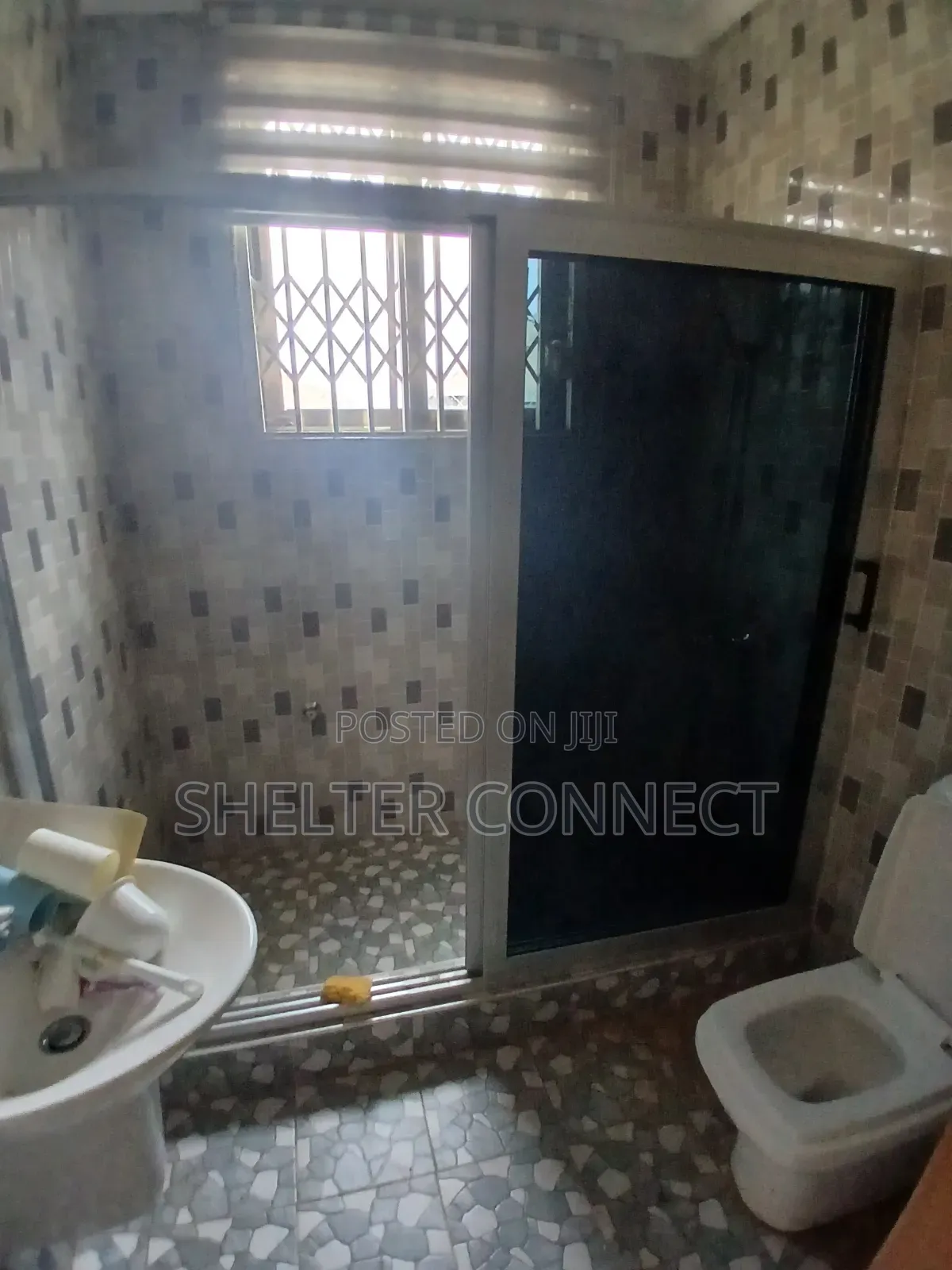 3bdrm House in Abokobi, Pentecost for rent