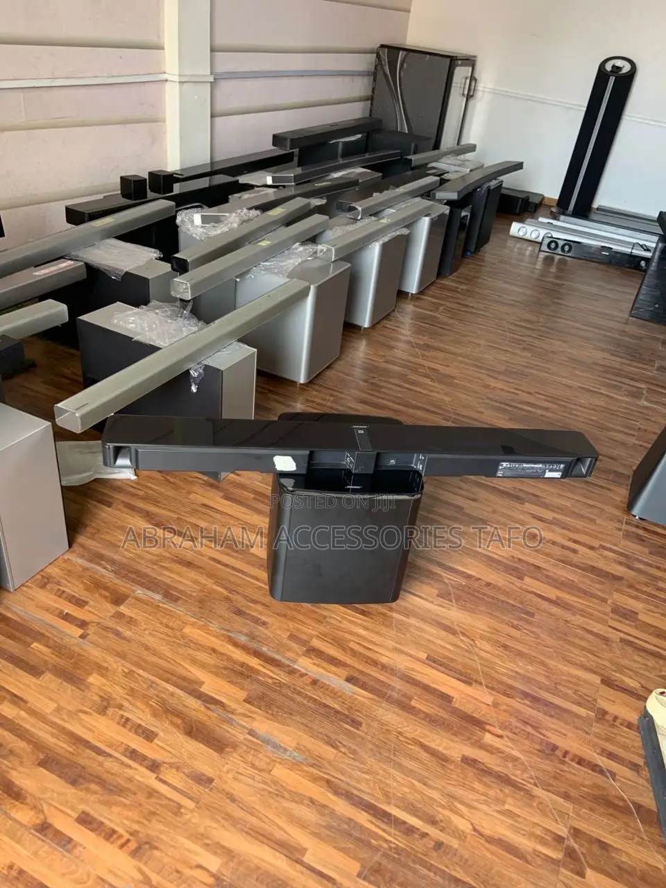 Bose Soundtouch 300 Soundbar Acoustimass 300 Bass Module
