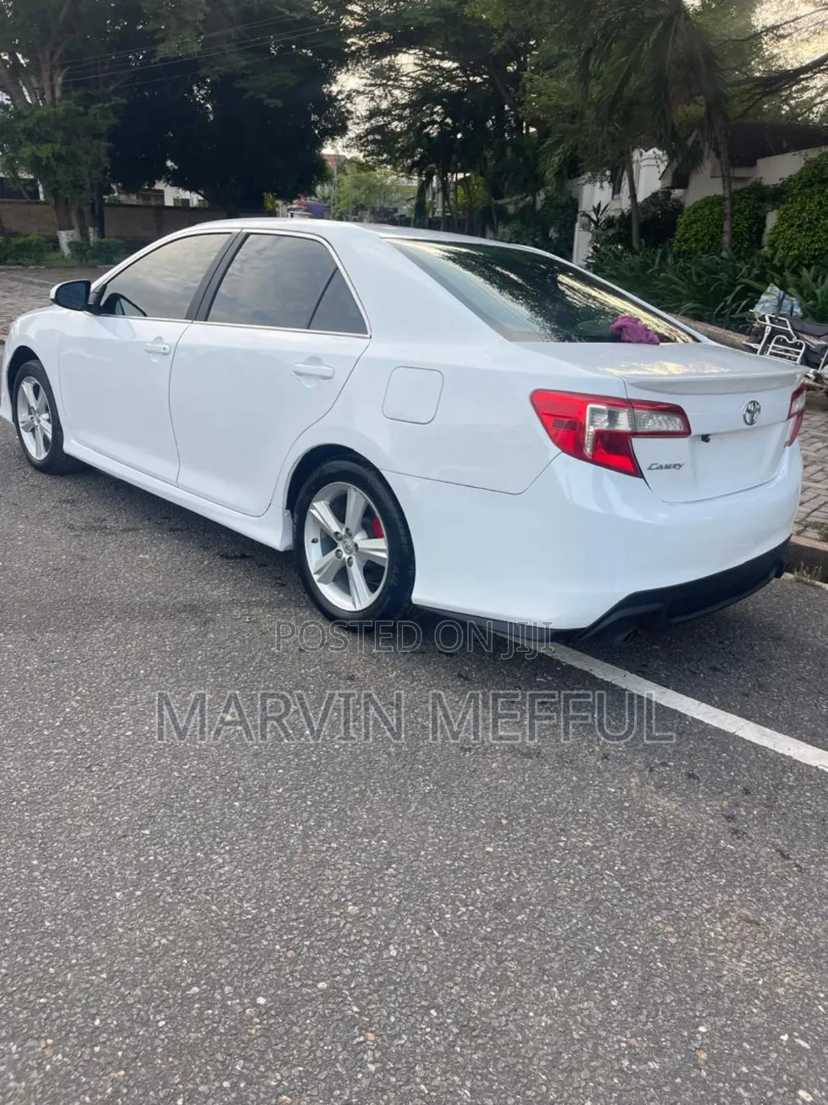 Toyota Camry SE Sport 4dr Sedan (2.5L 4cyl 6A) 2014 White