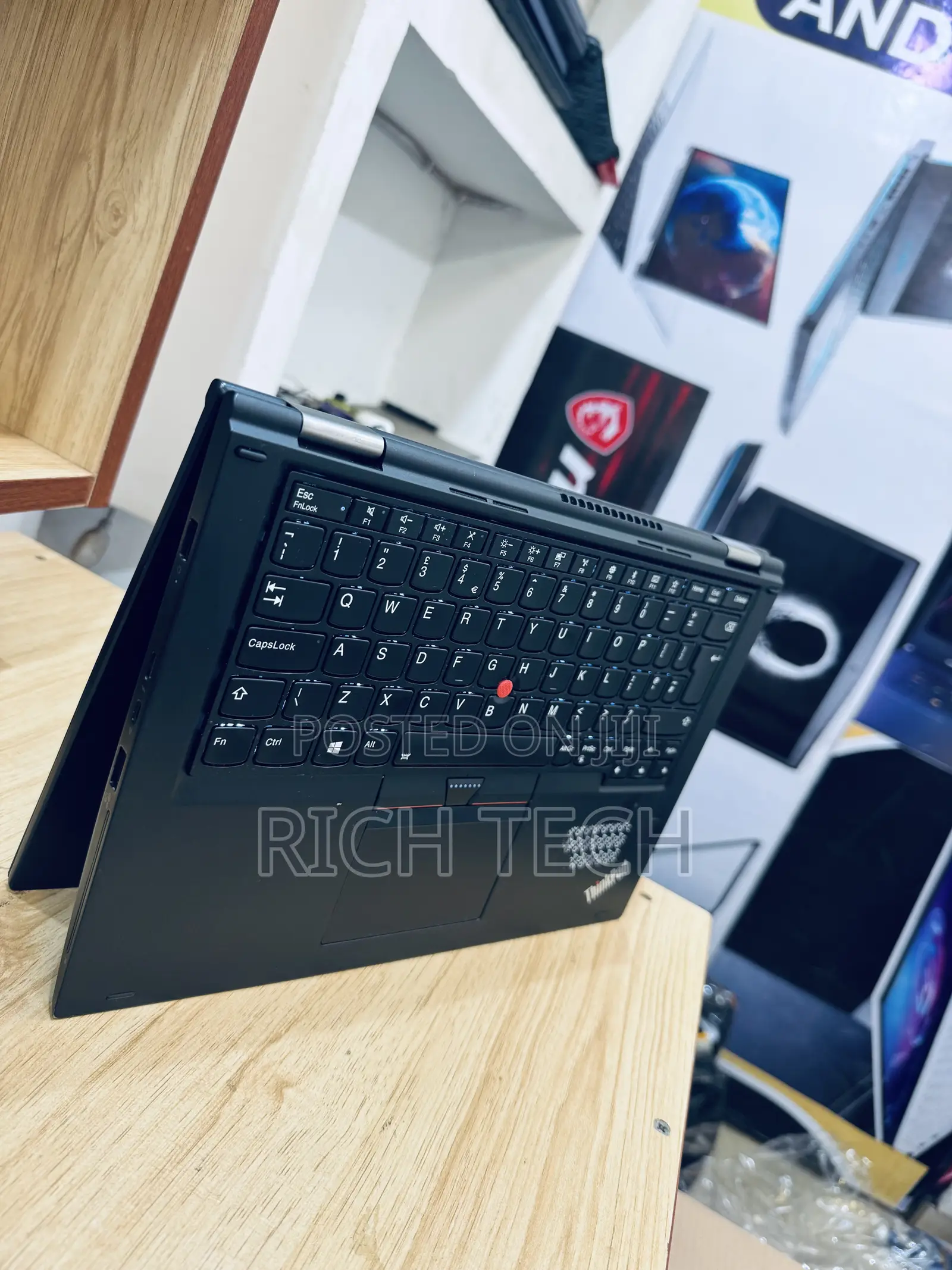 Laptop Lenovo ThinkPad X380 Yoga 8GB Intel Core i5 SSD 256GB