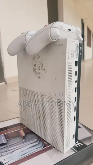 Xbox One S