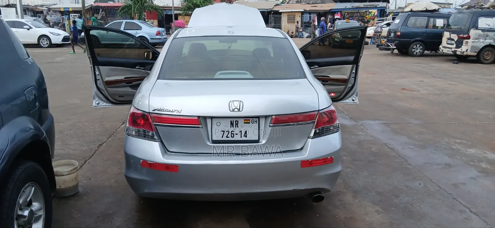 Honda Accord 2011 Silver