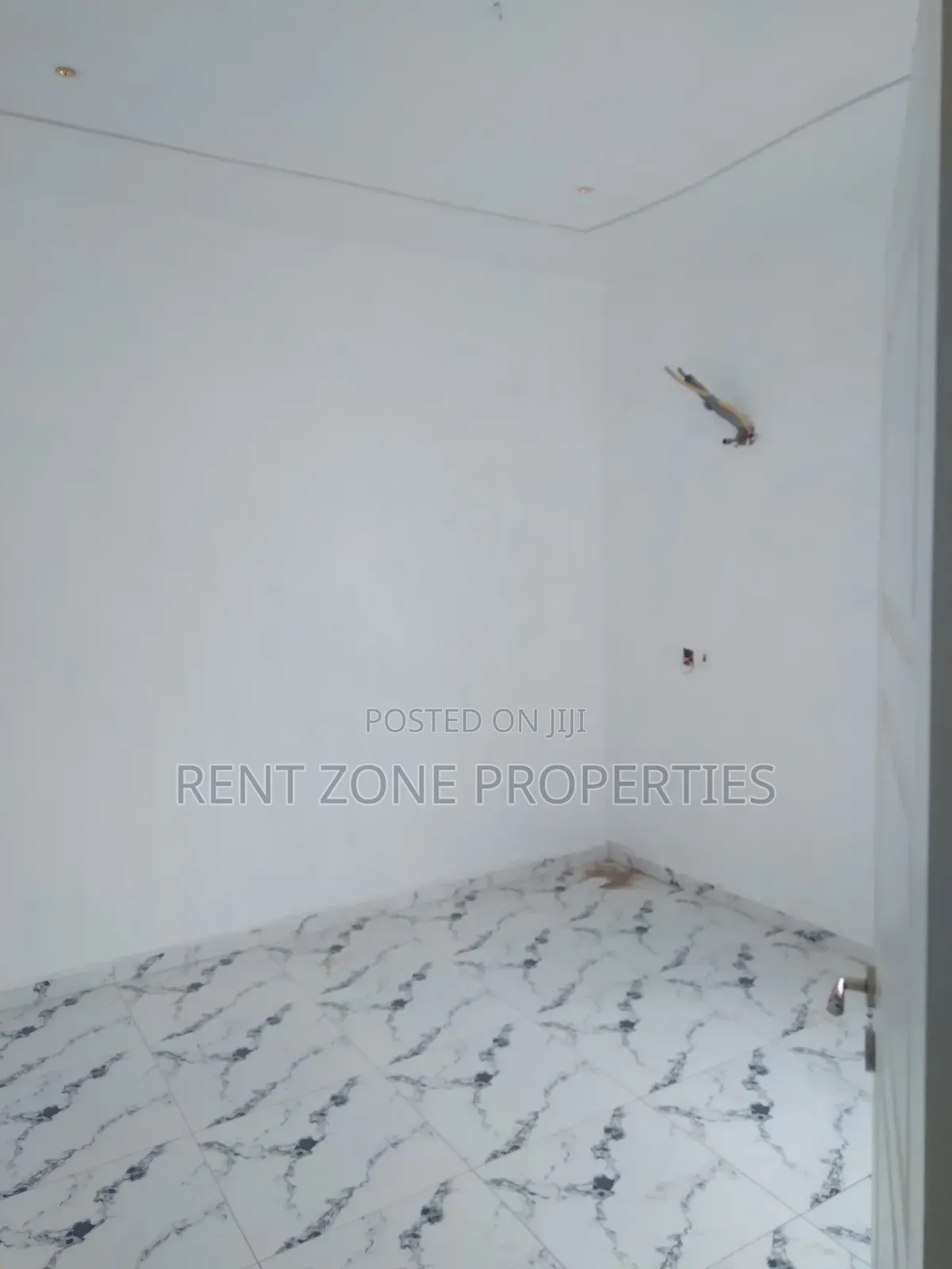 1bdrm Apartment in Ofankor for rent