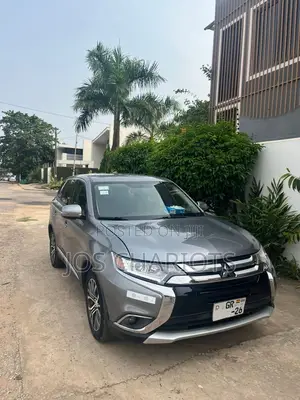 Mitsubishi Outlander for Rent
