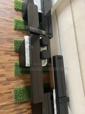 Bose Soundtouch 300 Soundbar Acoustimass 300 Bass Module