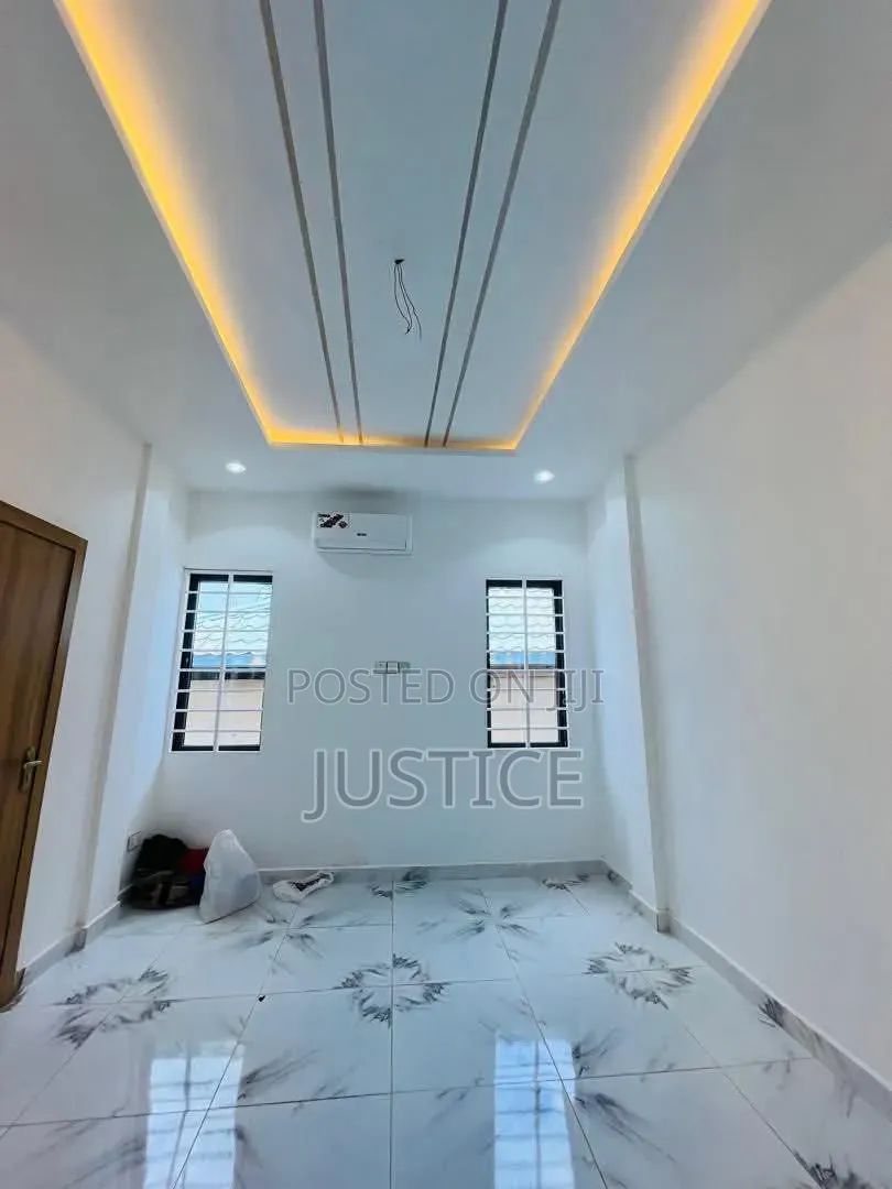 2bdrm House in Nmai-Dzorn for sale