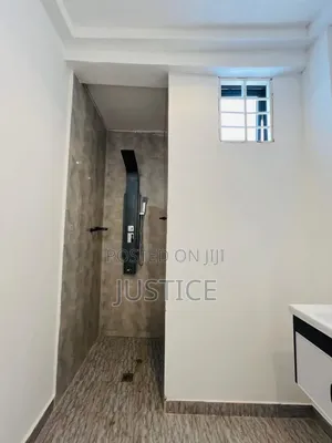 2bdrm House in Nmai-Dzorn for sale