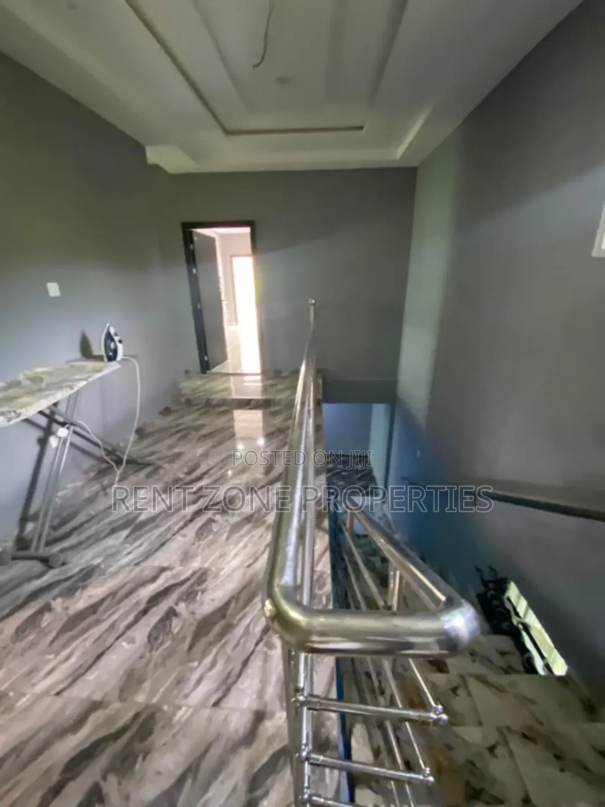 4bdrm Duplex in Kwabenya for rent