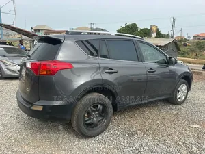 Toyota RAV4 2014