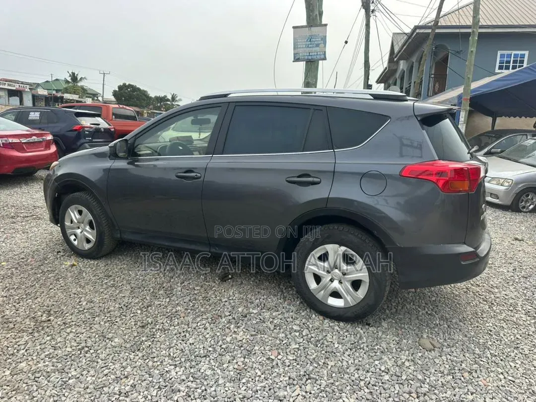 Toyota RAV4 2014