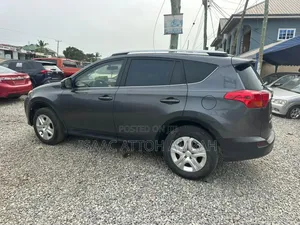 Toyota RAV4 2014