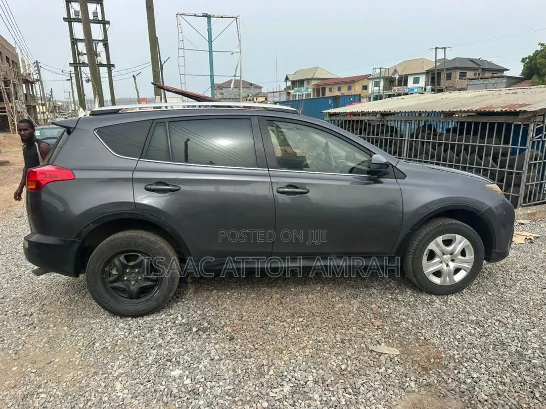 Toyota RAV4 2014