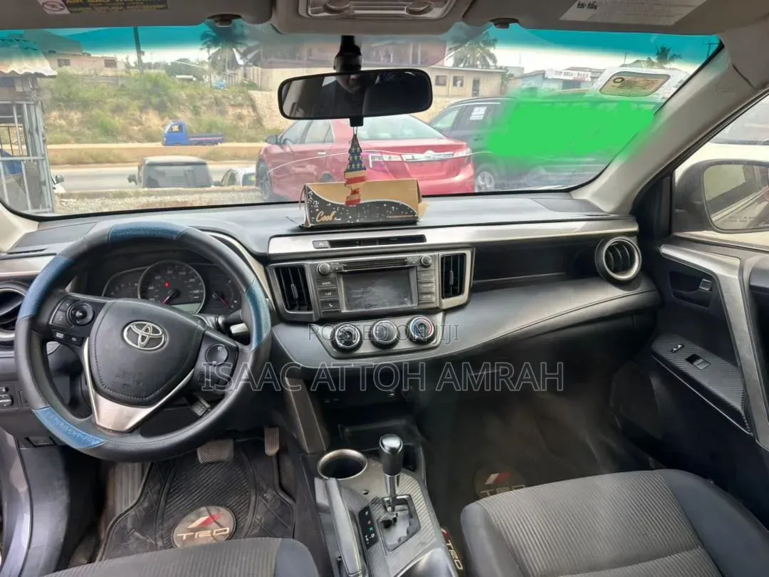 Toyota RAV4 2014