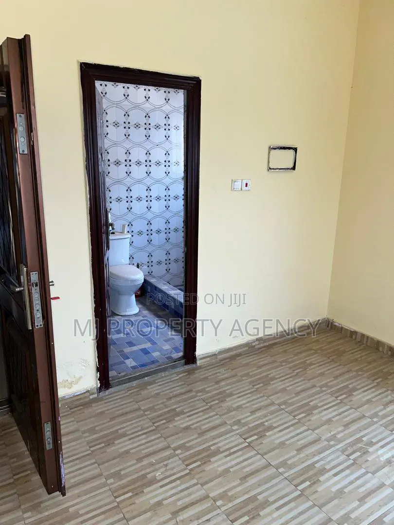 2bdrm House in White Estate Behind, Community 25 for sale