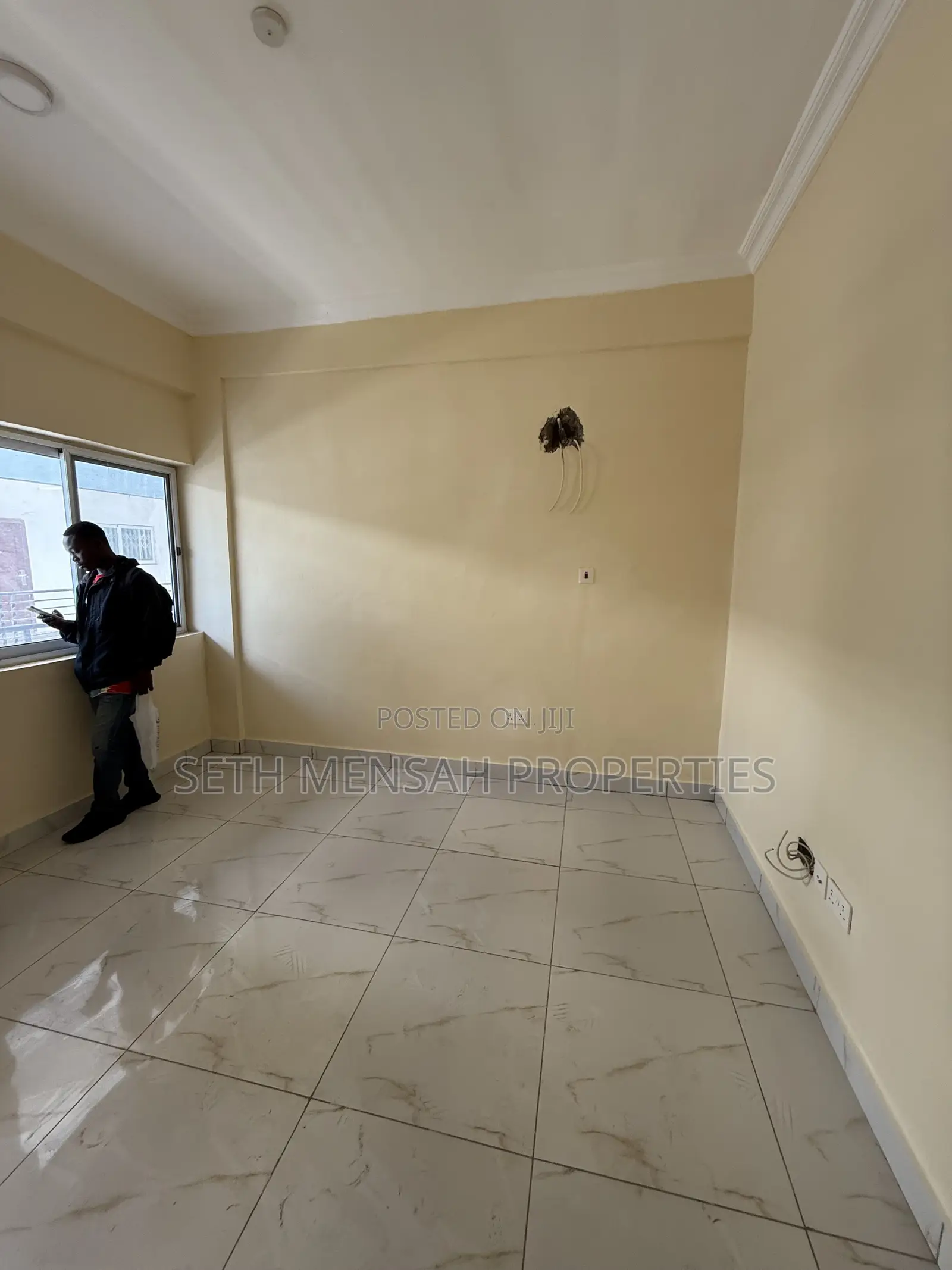 1bdrm Apartment in One Bedroom, Police Station for sale