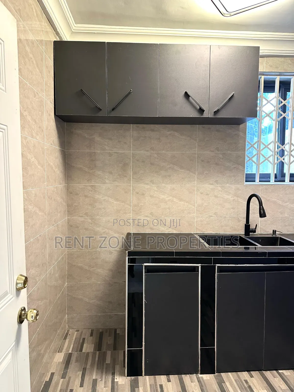 1bdrm Apartment in Sowutwuom for rent