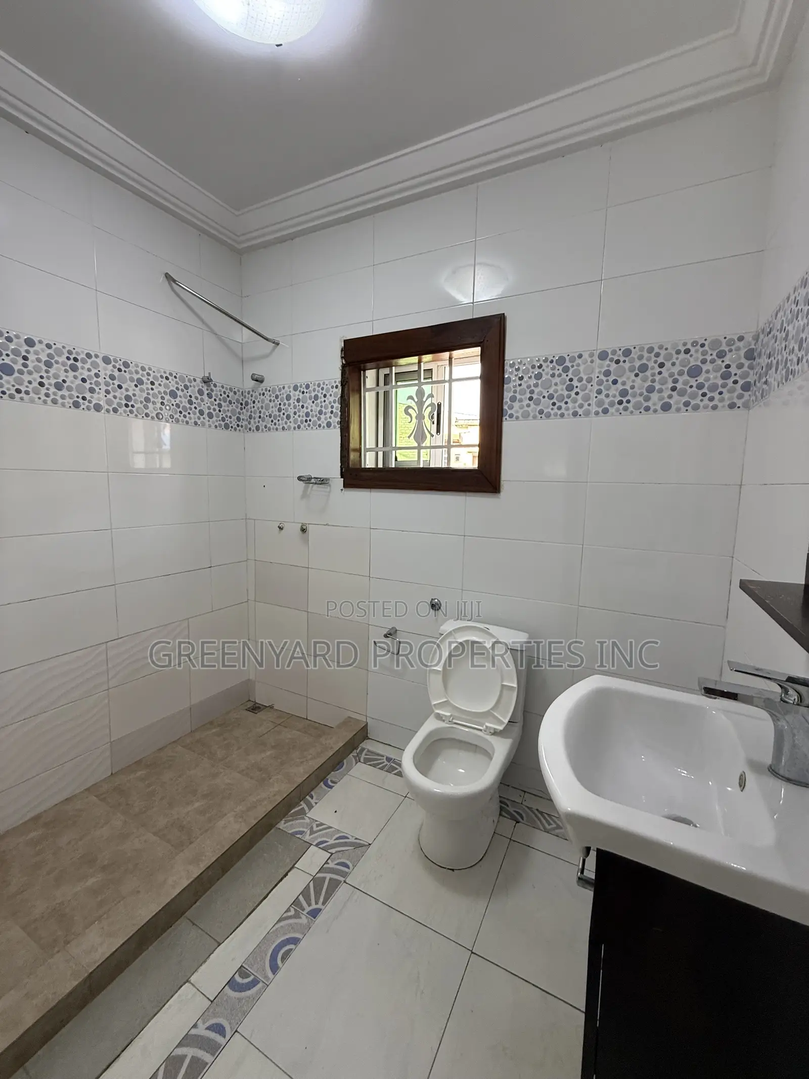 4bdrm House in Mempasem, East Legon for rent