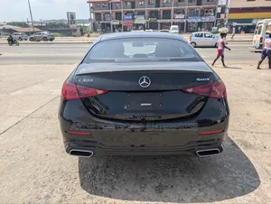 Mercedes-Benz C300 2023 Black