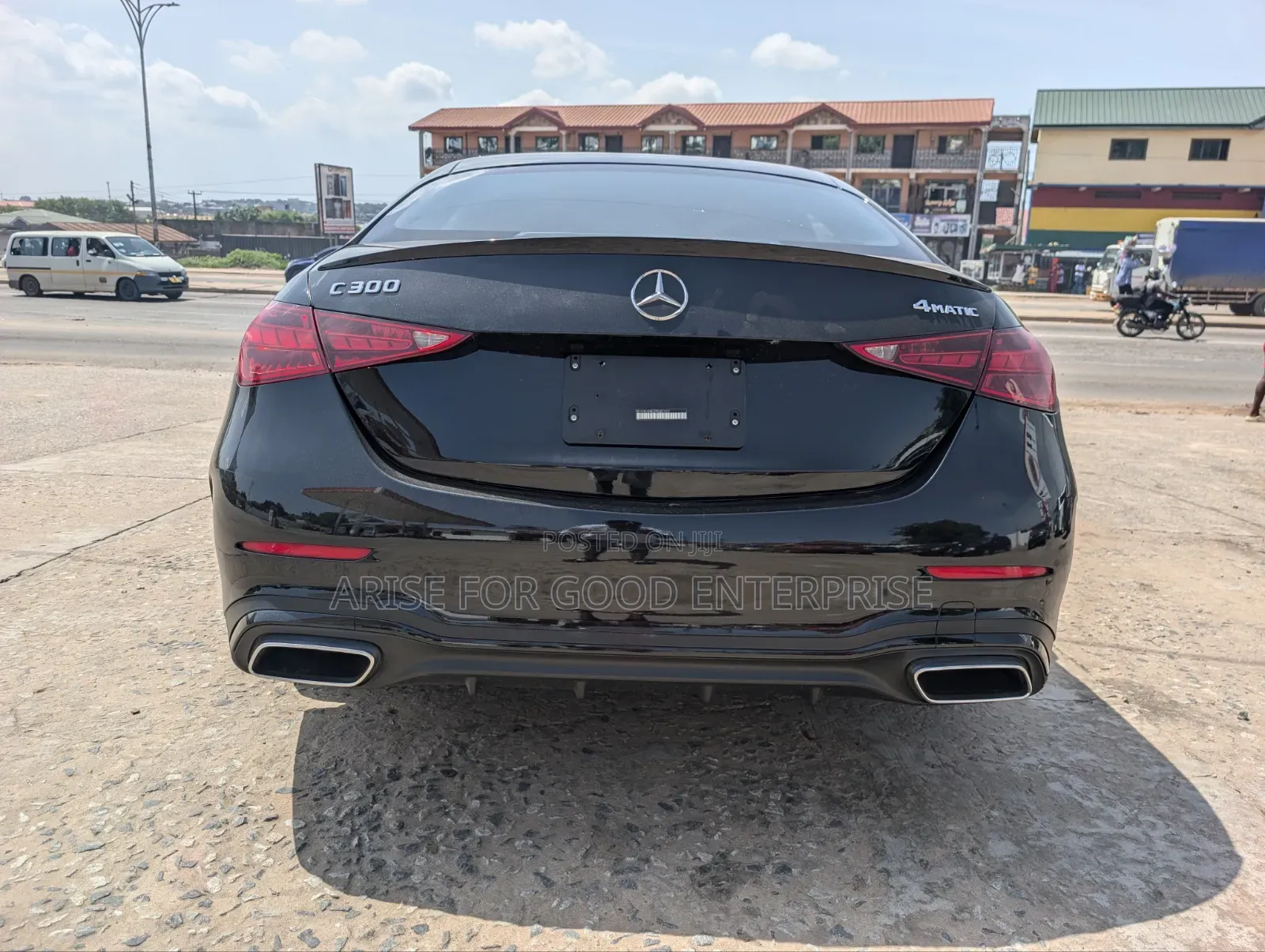 Mercedes-Benz C300 2023 Black