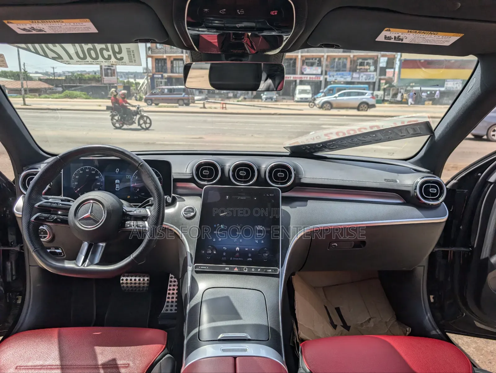 Mercedes-Benz C300 2023 Black