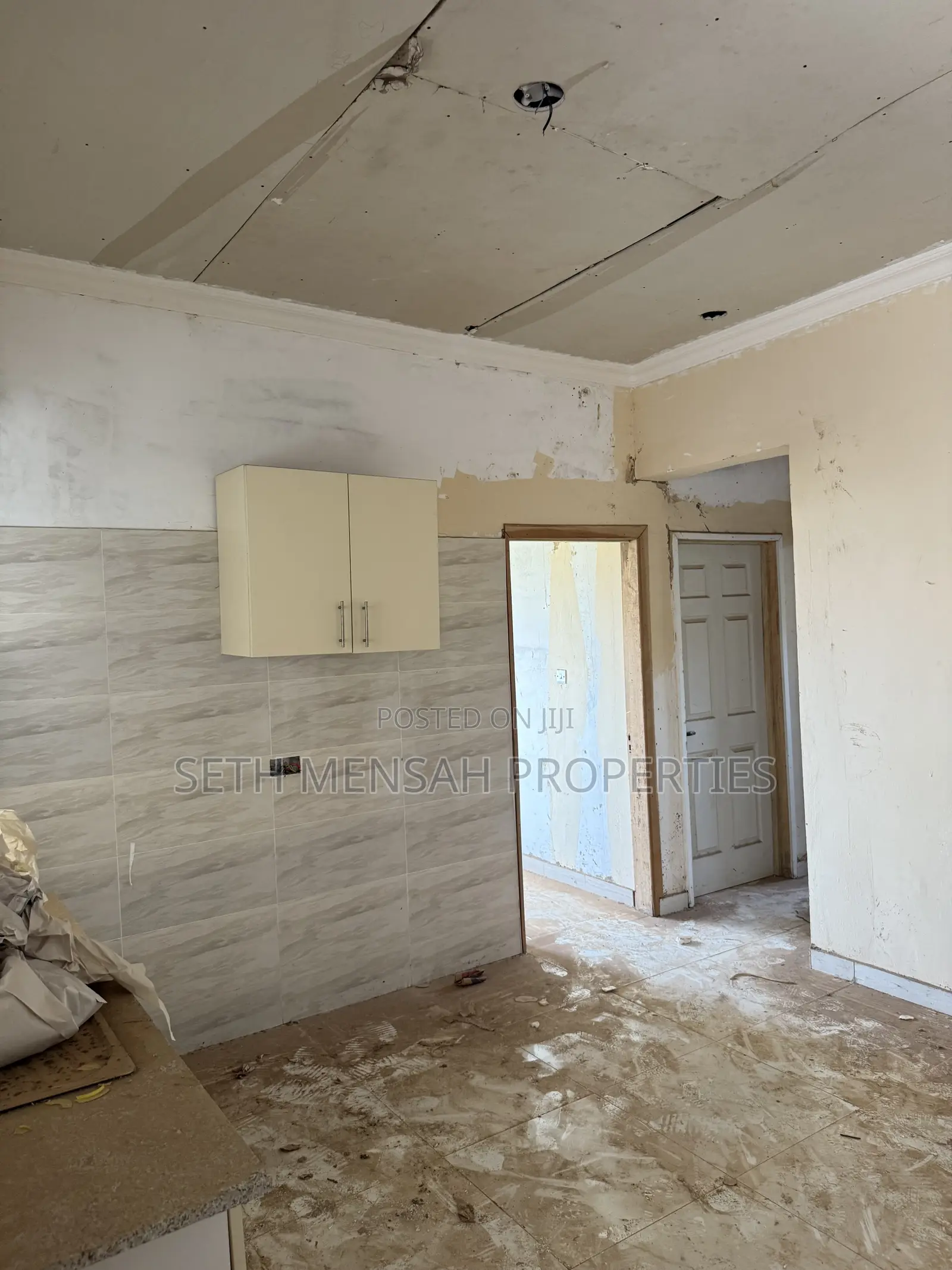 3bdrm Apartment in 3 Bedroom Apartment, Police Station for sale