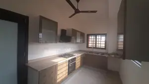 5bdrm House in Burma Camp for rent