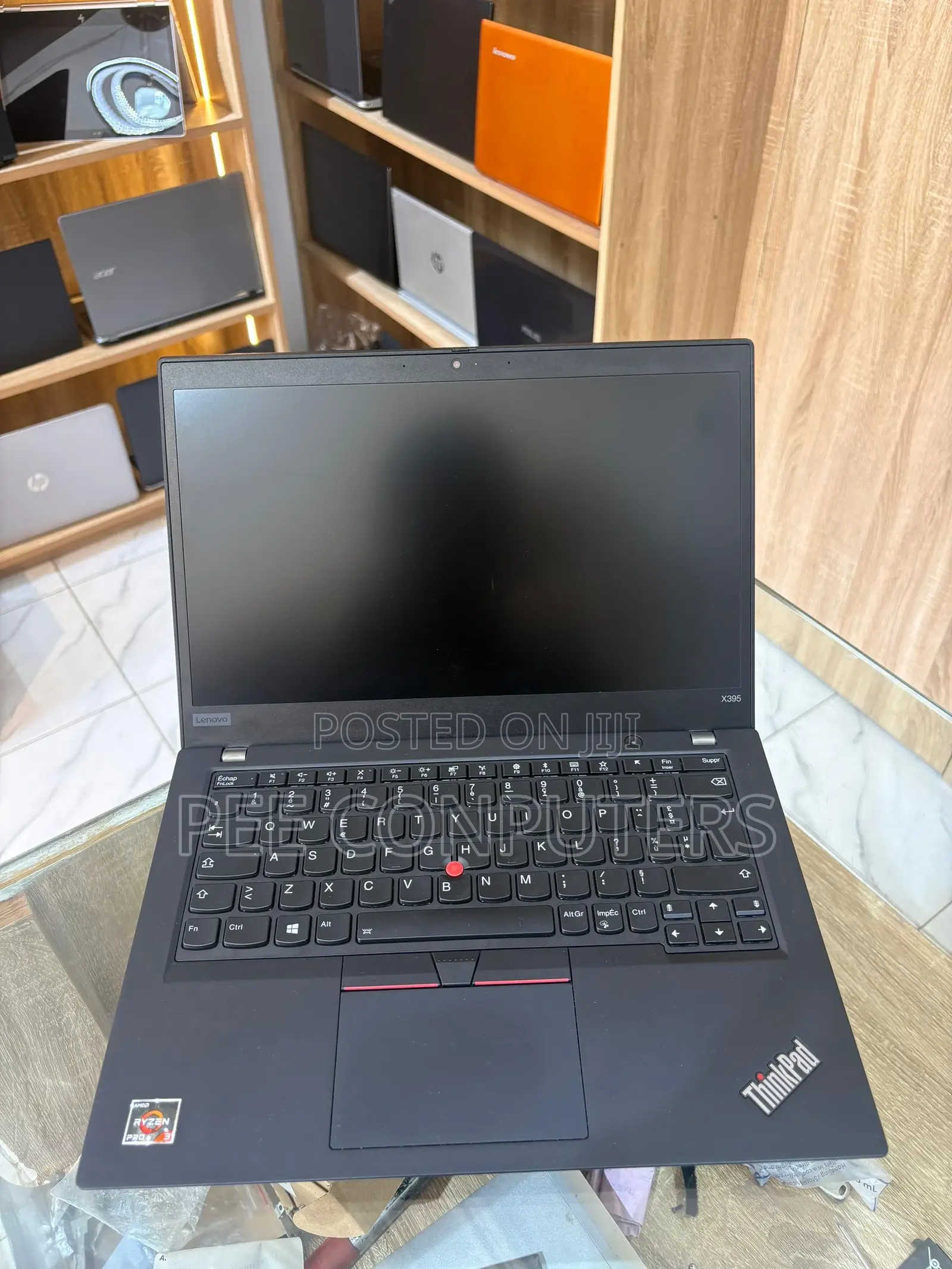 Laptop Lenovo ThinkPad x395 8GB AMD Ryzen 3 SSD 256GB