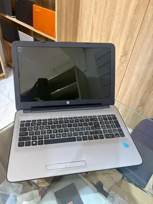 Laptop HP 15 8GB Intel Pentium HDD 500GB
