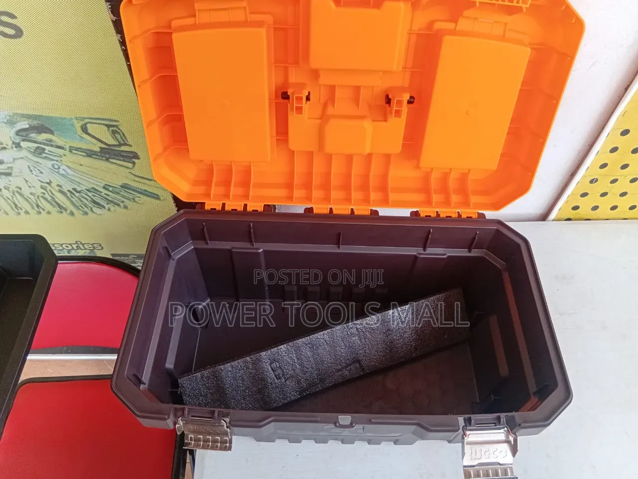 Plastic Tool Box 20"